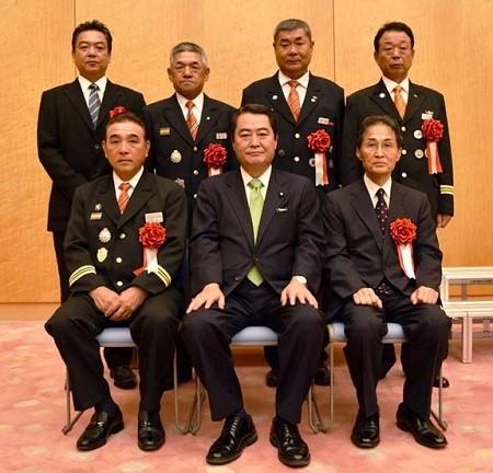 牧野副大臣と受賞者