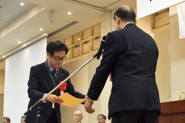 表彰状の授与（団体）