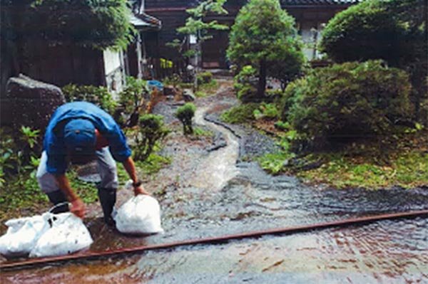 真田（田丸）地区　土のう積み