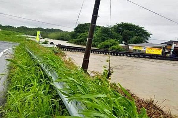 床島地区北側　佐田川の状況