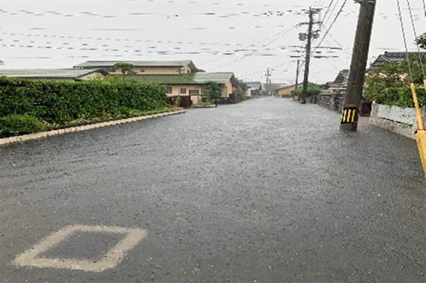 冠水した住宅街（廻里津地区）