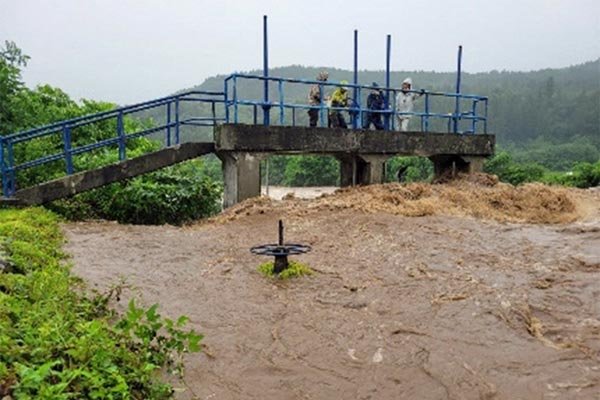 ④大湯川　水門閉鎖状況