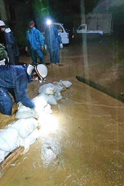 大草の池周辺の冠水