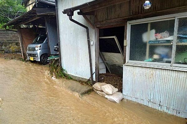 土のう積み（坊口町）