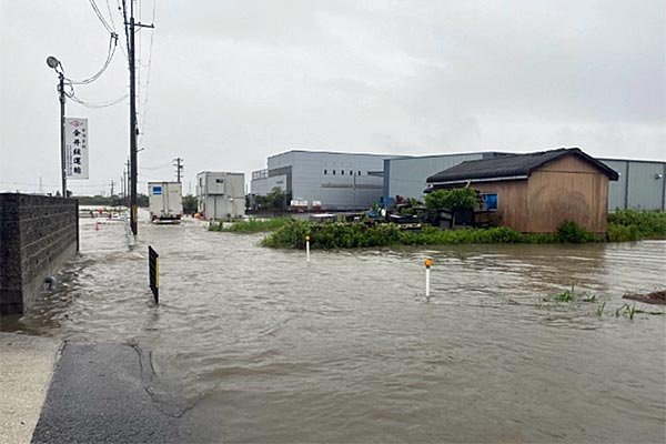 広瀬川付近（大場地区）道路冠水の様子