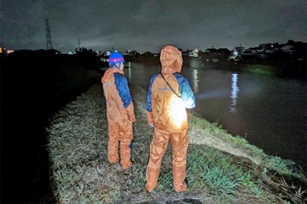 境川左岸（境川神清寺橋下流付近）