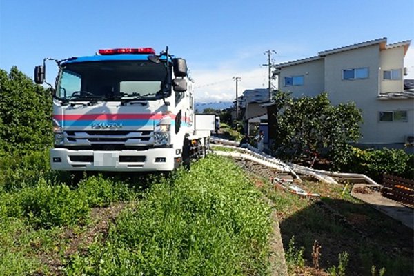 排水ポンプ車による排水作業
