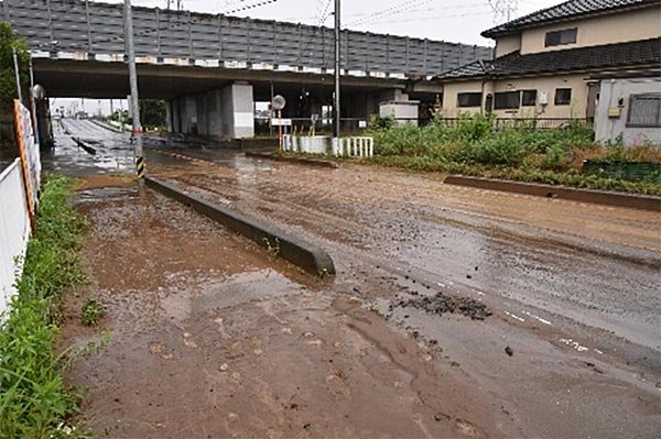 東和田地区　道路冠水被害