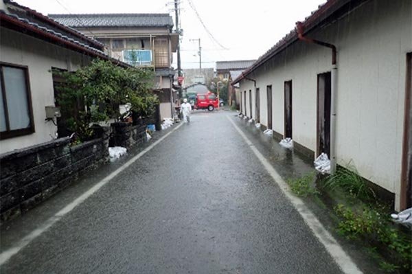 宍喰地区　土のう積み